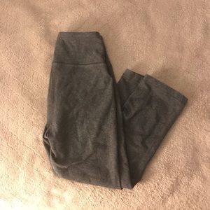 Tek Gear Gray Capri Leggings